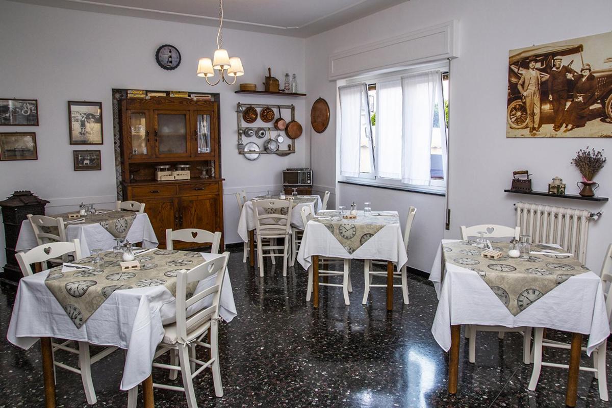 B&B Hotel Costa Azzurra Spotorno Ngoại thất bức ảnh